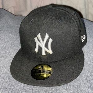 7 3/4 size NY fitted cap